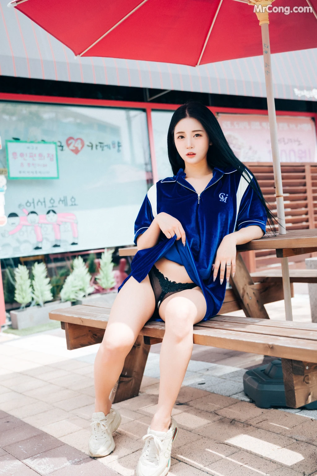 [Loozy] Bomi (보미): Part Timer (124 photos) – Page 8