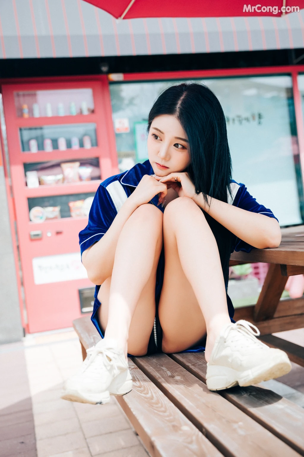[Loozy] Bomi (보미): Part Timer (124 photos) – Page 9