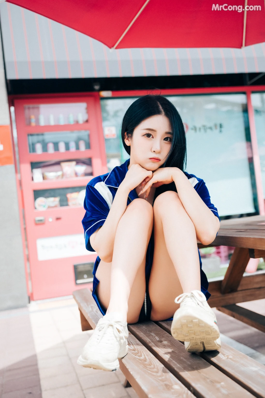 [Loozy] Bomi (보미): Part Timer (124 photos) – Page 9