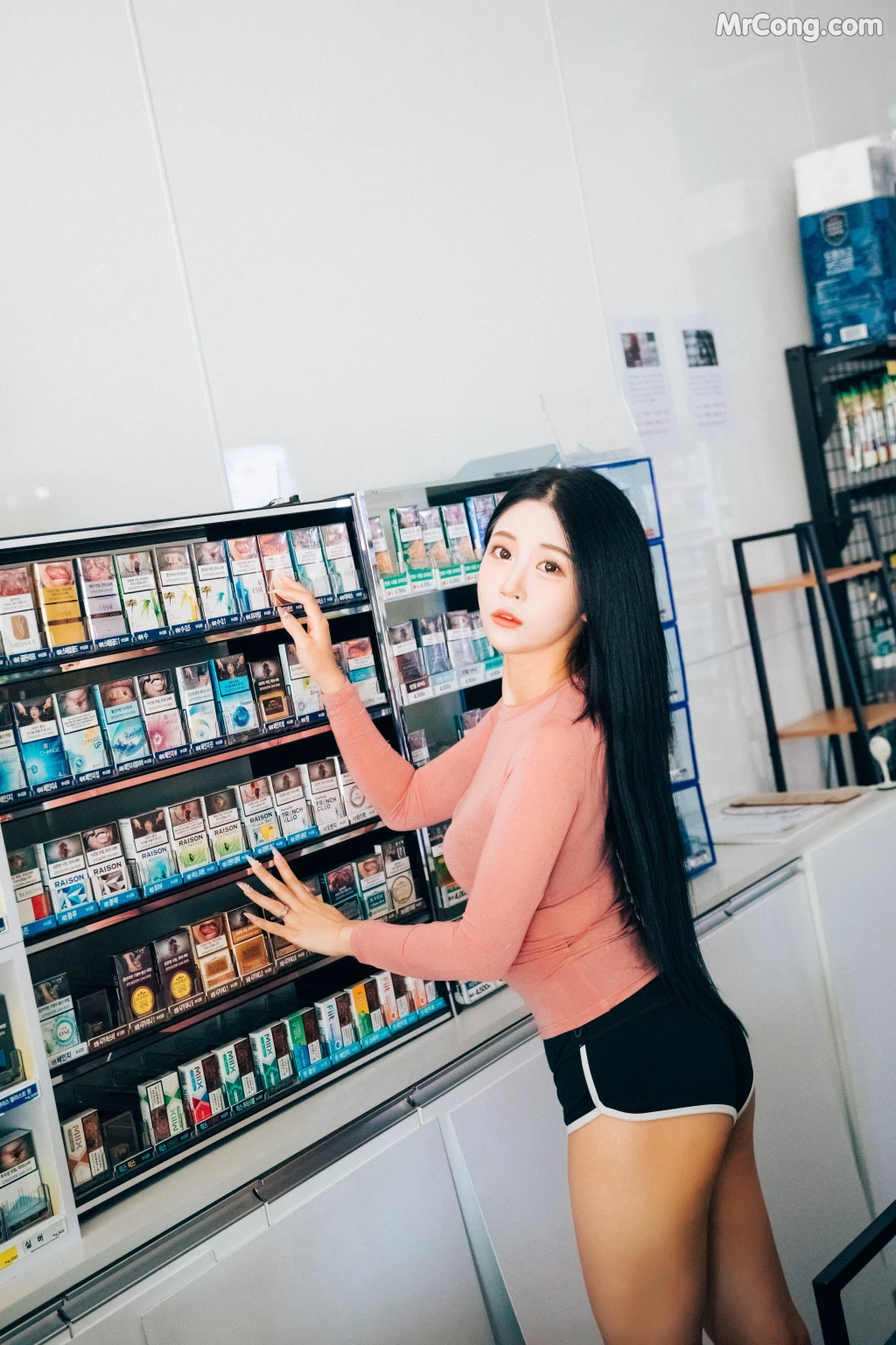 [Loozy] Bomi (보미): Part Timer (124 photos) – Page 12