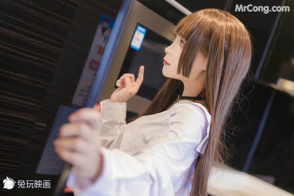 Cosplay@兔玩映画 Vol.020: 白色衬衫 (40 photos)