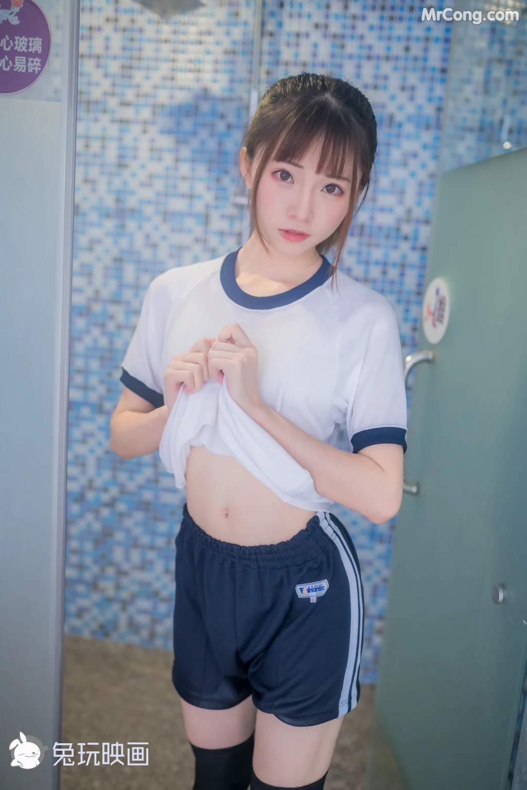Cosplay@兔玩映画 Vol.021: 湿身体操服 (45 photos)