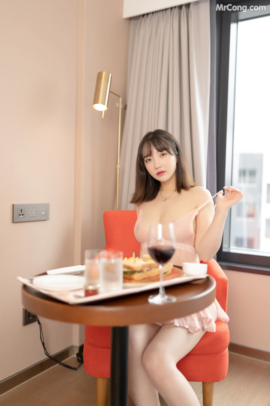 [SIDAM] Son Ye-Eun (손예은) – Vol.002 (125 photos)