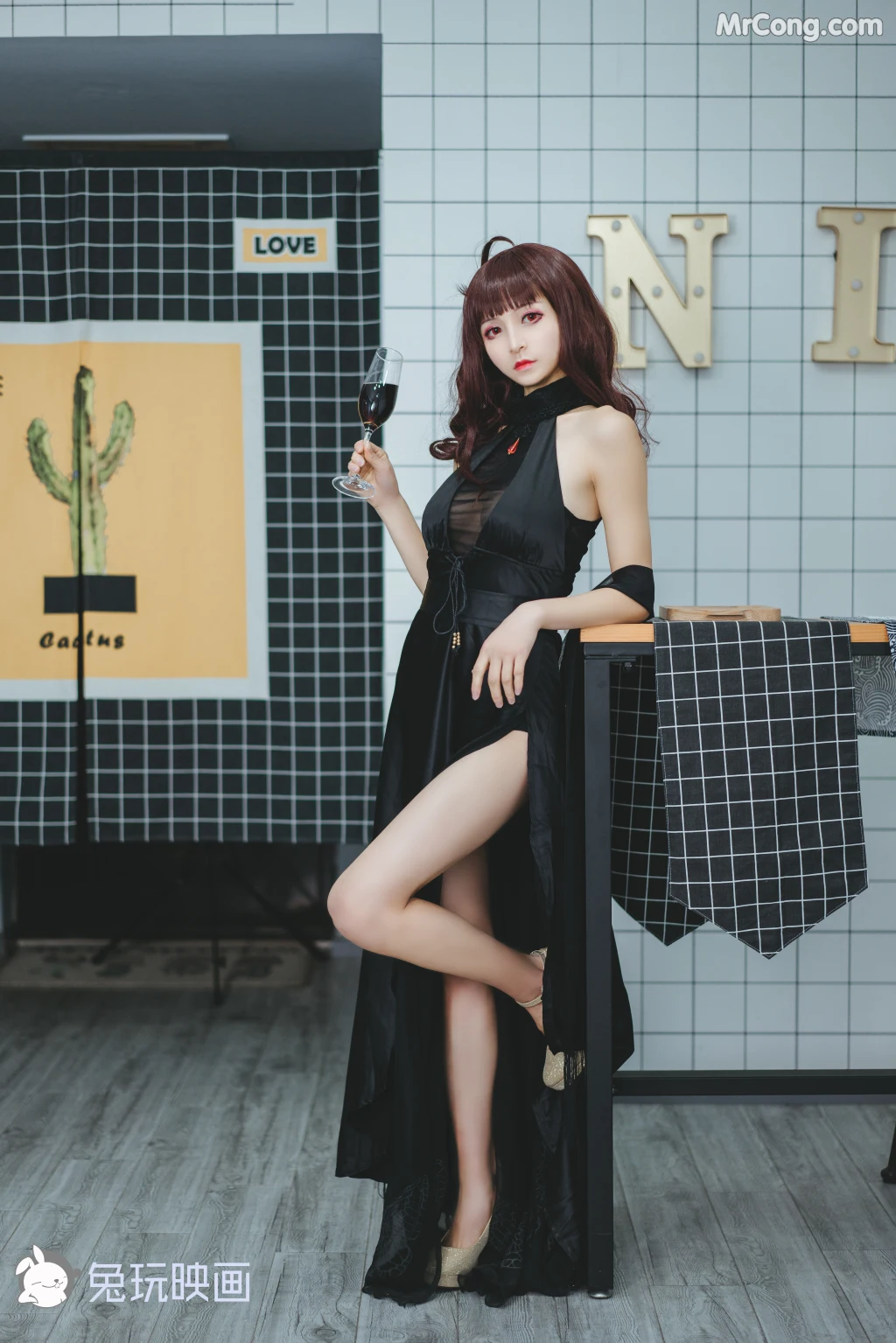 Cosplay@兔玩映画 Vol.022: 少女前线 (40 photos)