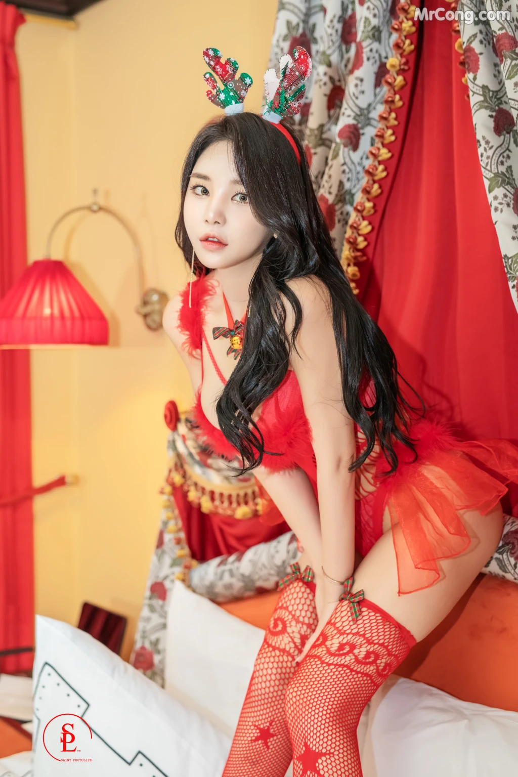 SAINT Photolife – Zzyuri (쮸리): X-mas (52 photos)