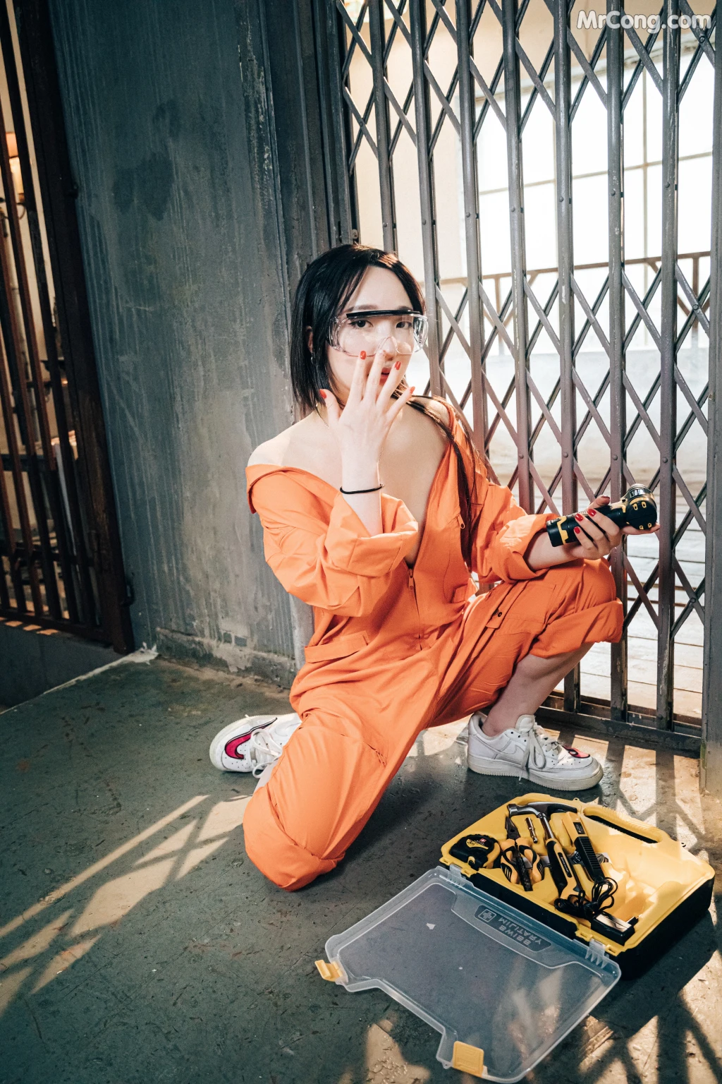 [Loozy] Son Ye-Eun (손예은): Where Are My Tools (Full ver.) (102 photos) – Page 2