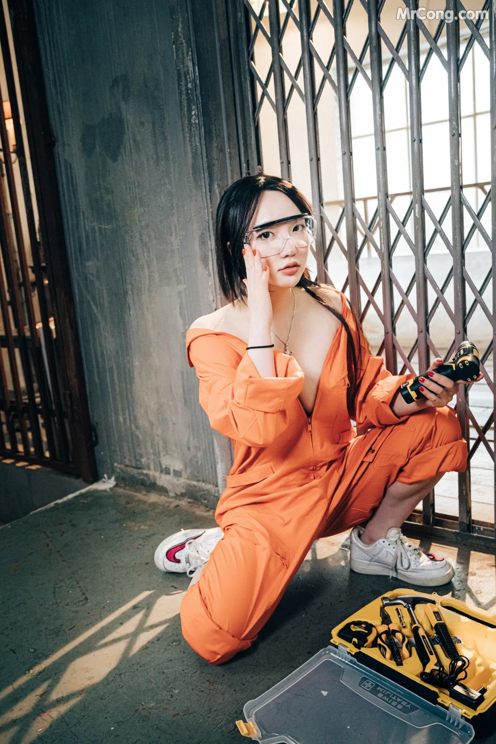 [Loozy] Son Ye-Eun (손예은): Where Are My Tools (Full ver.) (102 photos) – Page 2