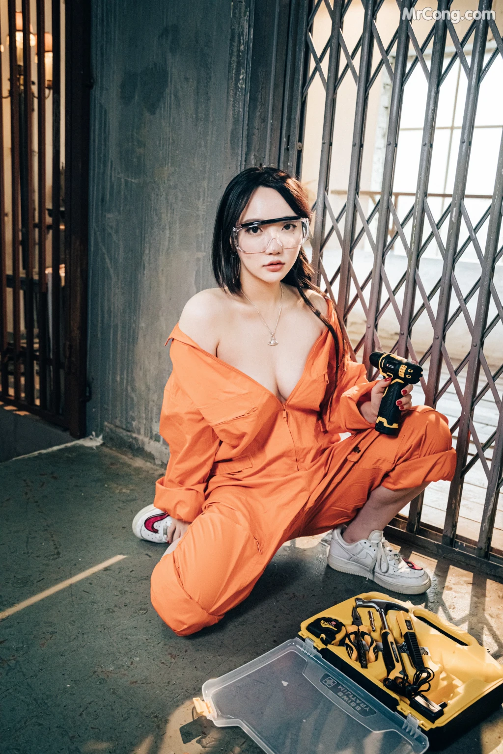 [Loozy] Son Ye-Eun (손예은): Where Are My Tools (Full ver.) (102 photos) – Page 2