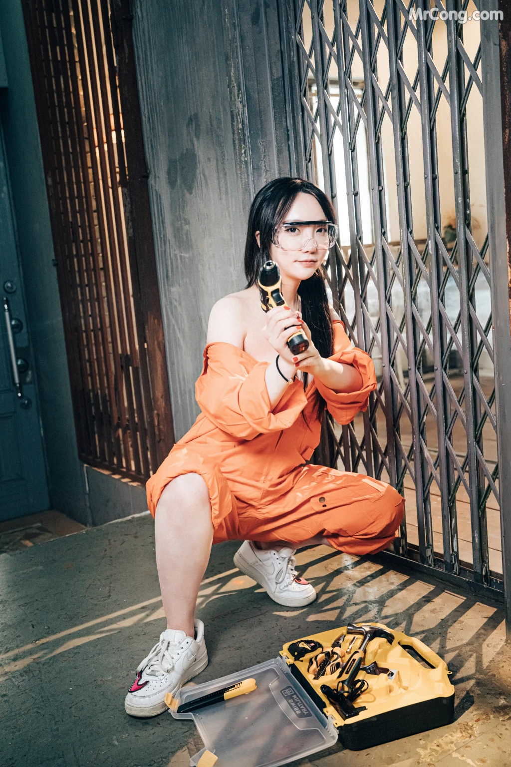 [Loozy] Son Ye-Eun (손예은): Where Are My Tools (Full ver.) (102 photos) – Page 2