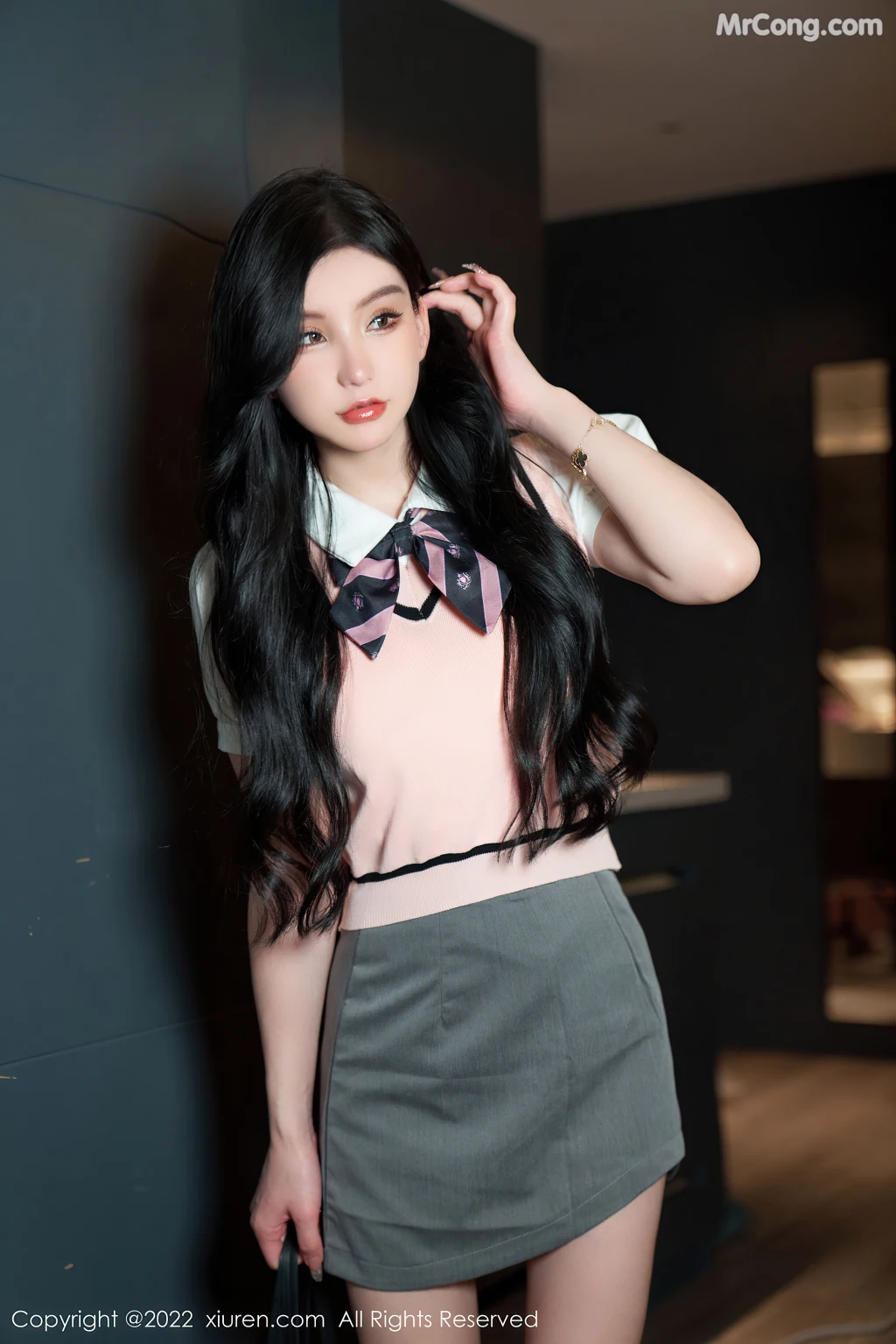 XIUREN No.5285: Zhou Yuxi (周于希Sally) (87 photos)