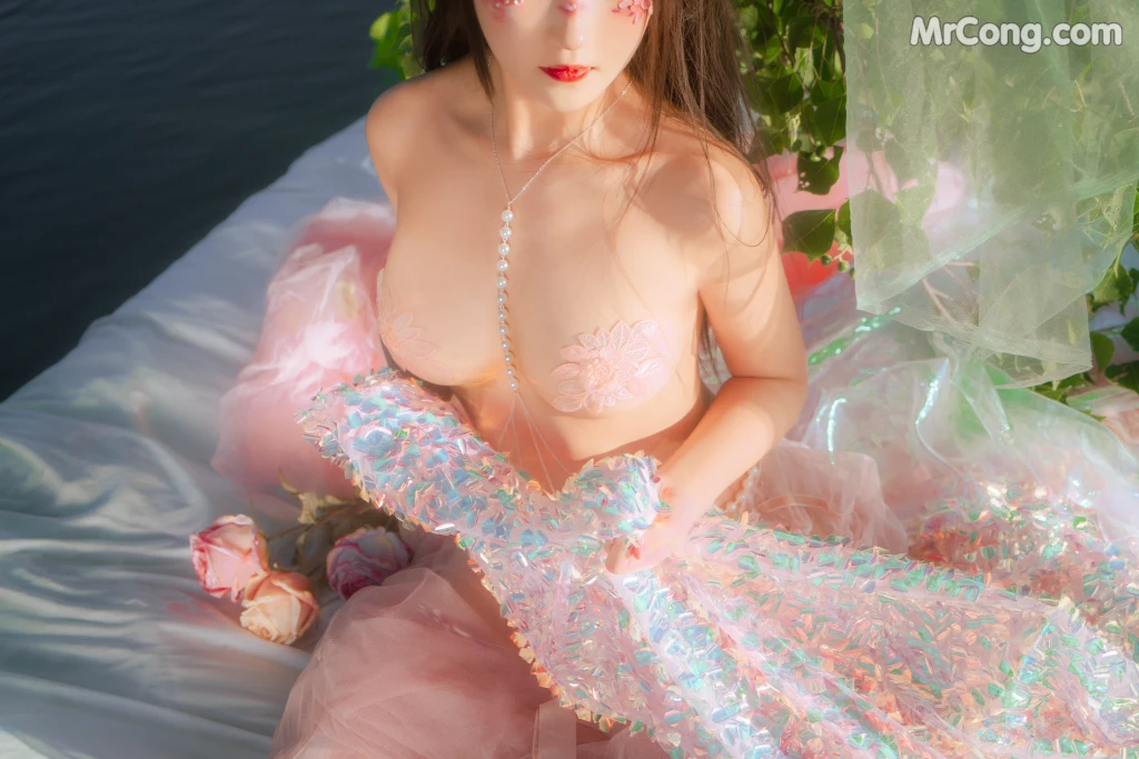 Coser@三度_69 Vol.074: 水边的阿狄丽娜 (32 photos)