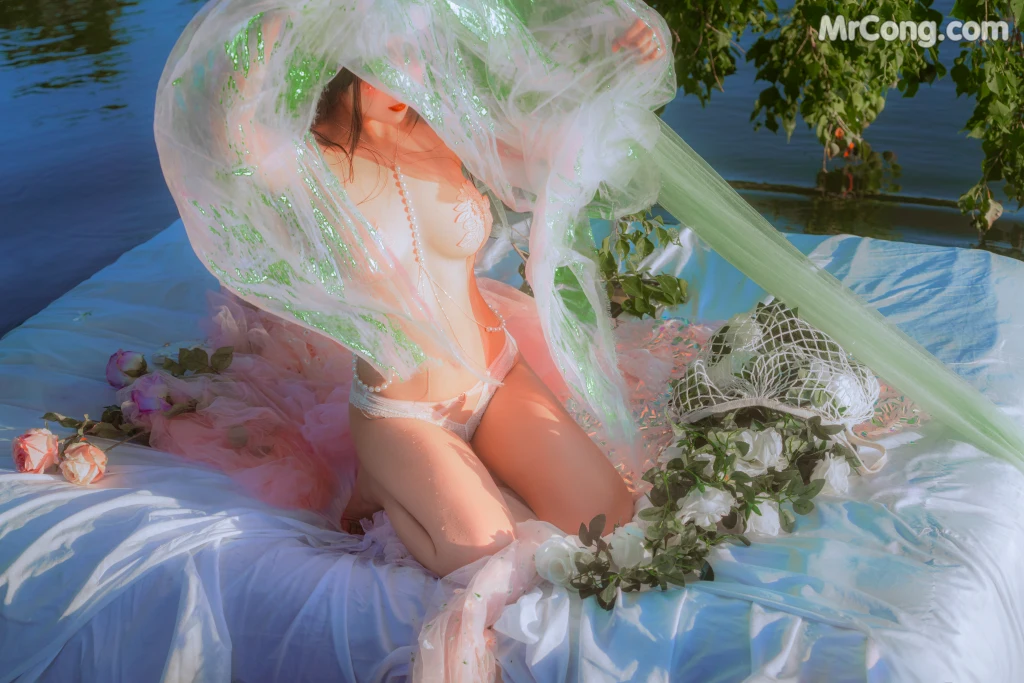 Coser@三度_69 Vol.074: 水边的阿狄丽娜 (32 photos) – Page 2