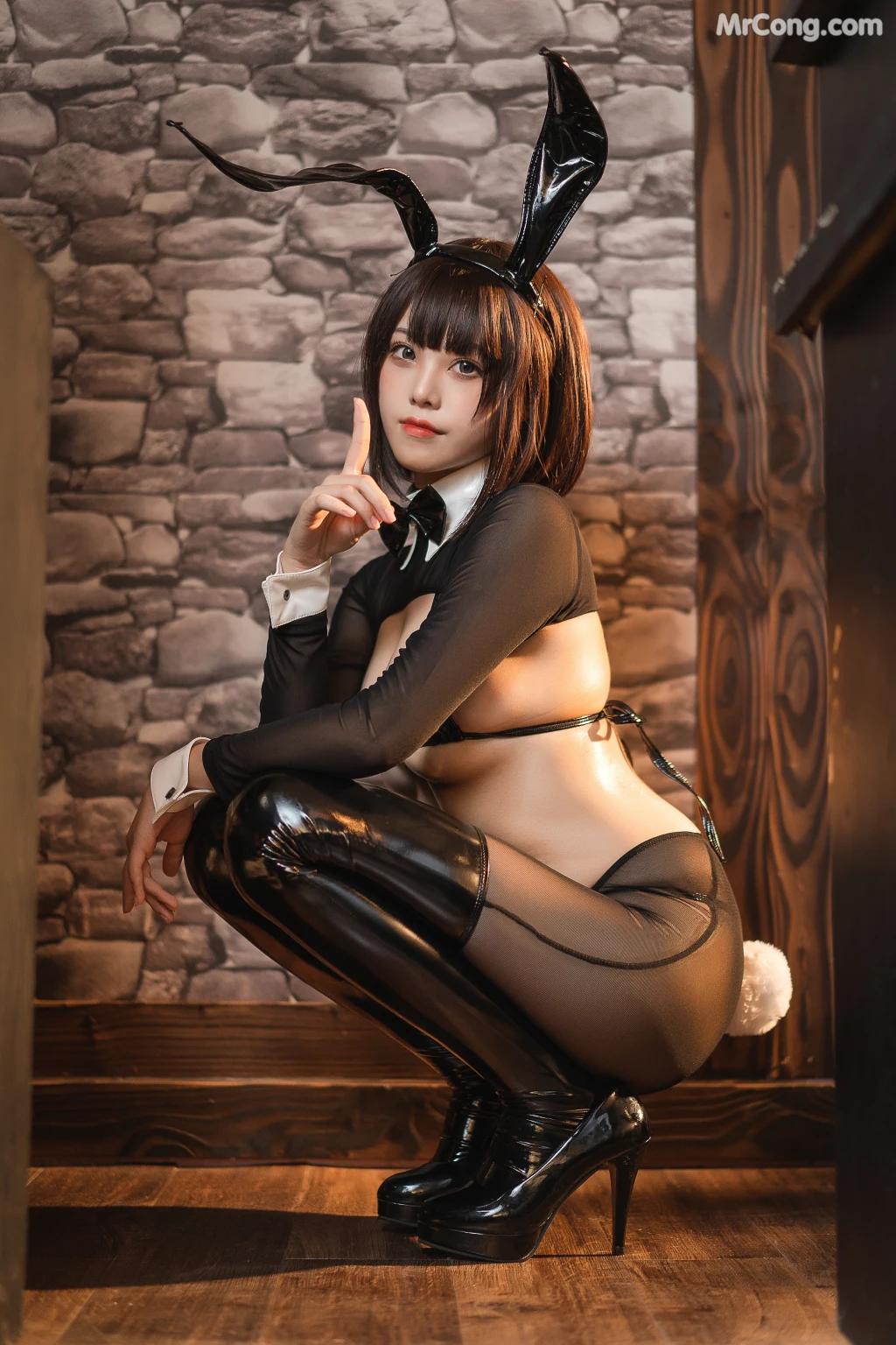 Coser@蜜汁猫裘 Vol.090: 逆兔 (50 photos)