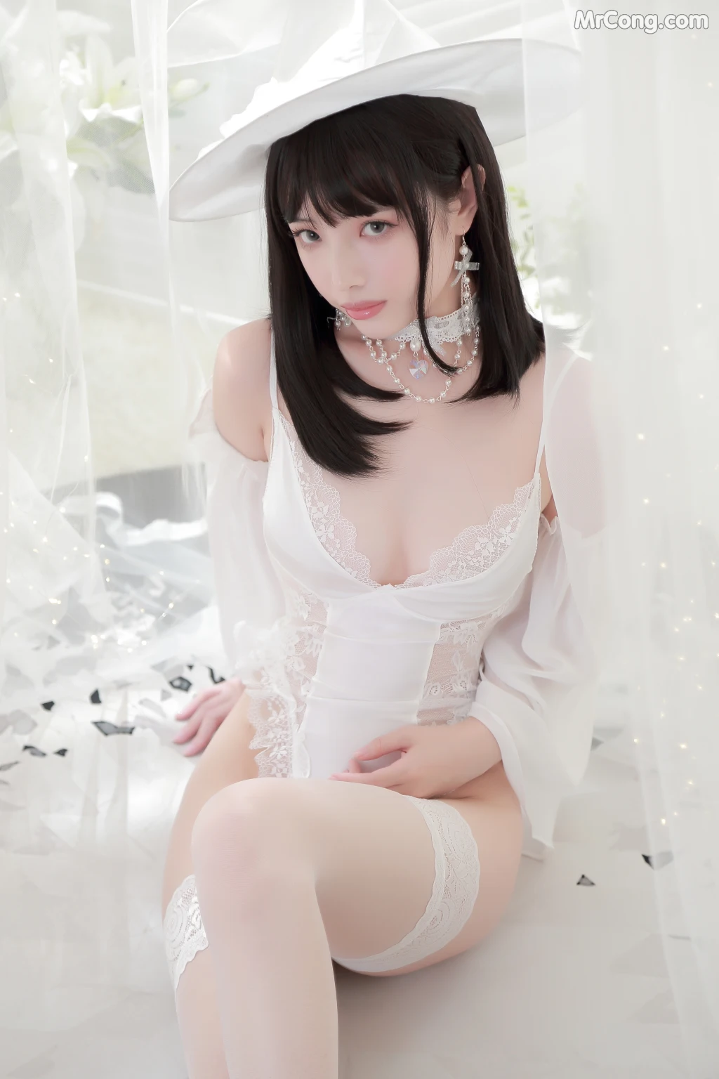 Coser@雯妹不讲道理 No.030: 白女巫 (34 photos) – Page 2
