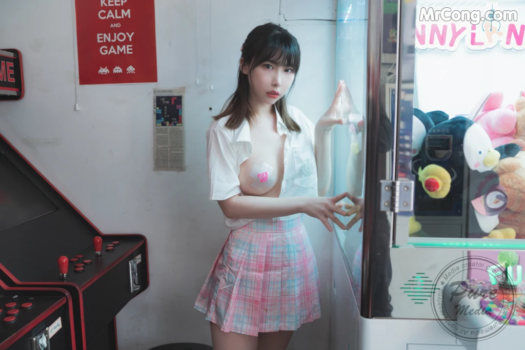 Pure Media Vol.187: Uhye (이유혜) (121 photos) – Page 3