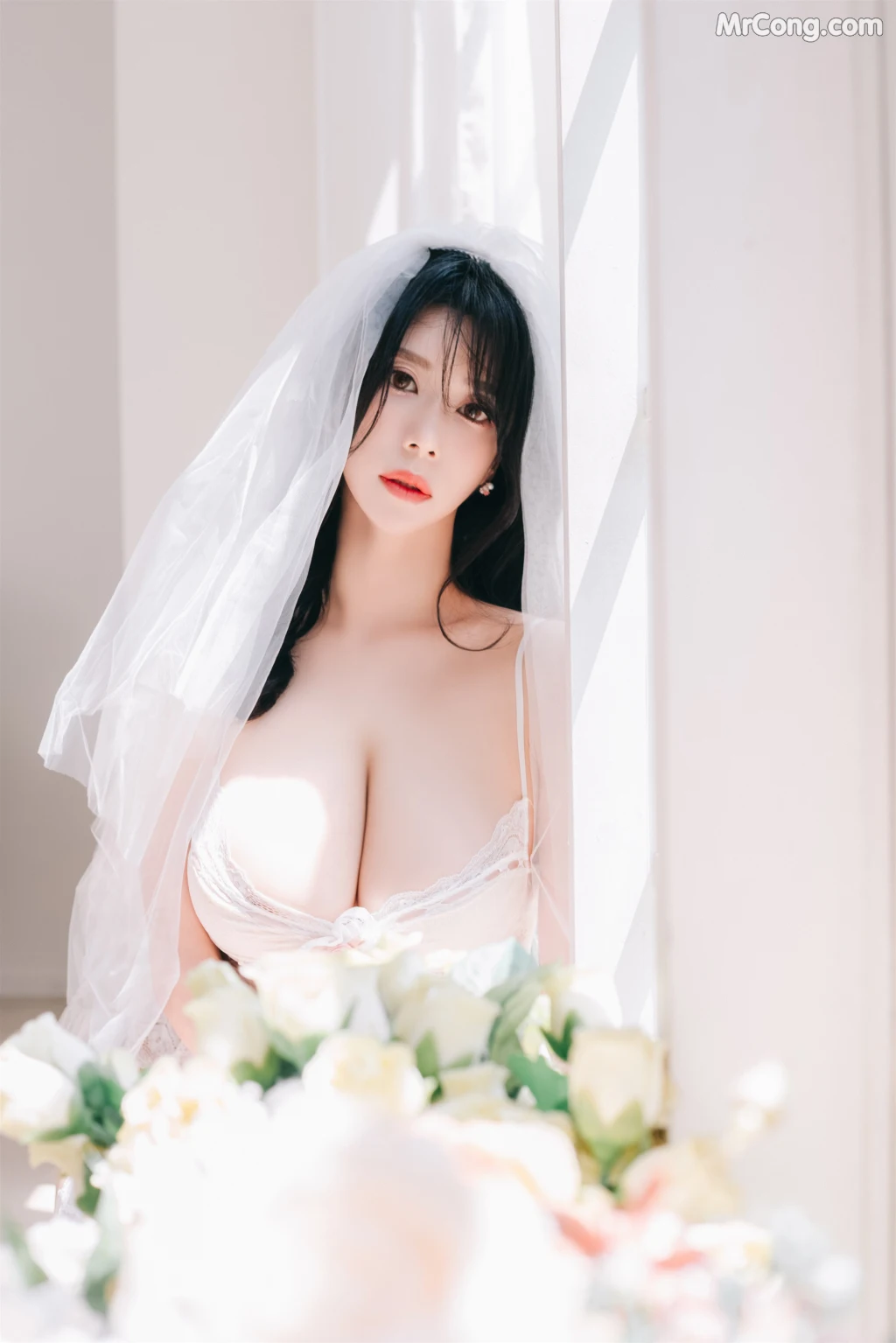 [Paranhosu] Sia_S22: Special Photobook Vol.2 (74 photos) – Page 7