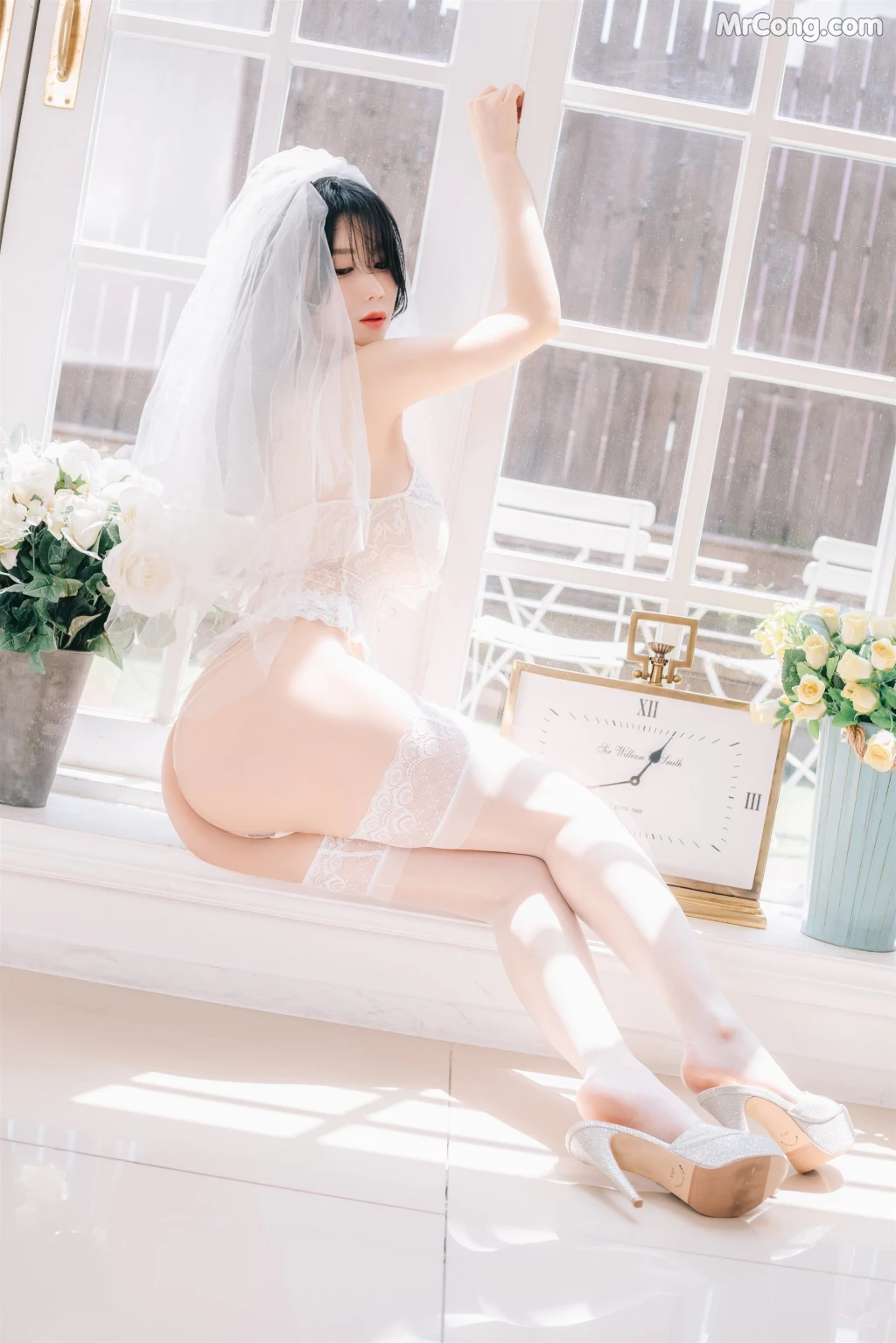 [Paranhosu] Sia_S22: Special Photobook Vol.2 (74 photos) – Page 7