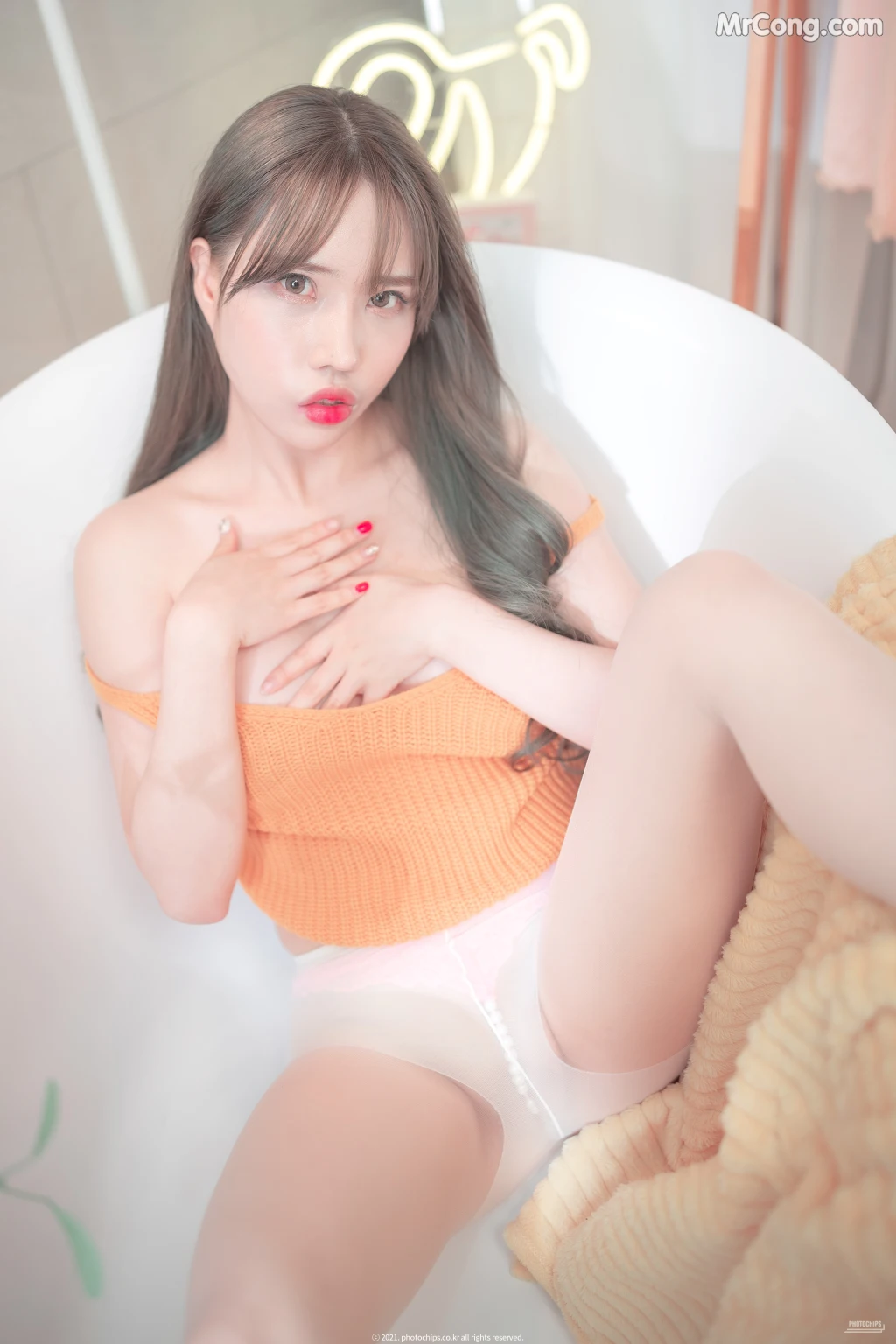 PhotoChips Vol.106: No.3 Eunha (은하) (106 photos)