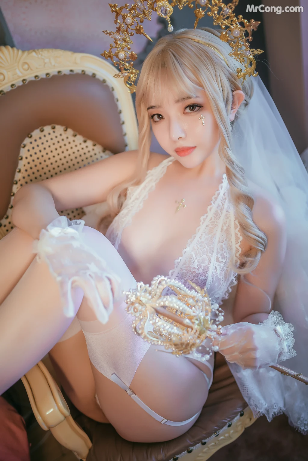 Coser@雯妹不讲道理 No.036: 圣母 (38 photos) – Page 4