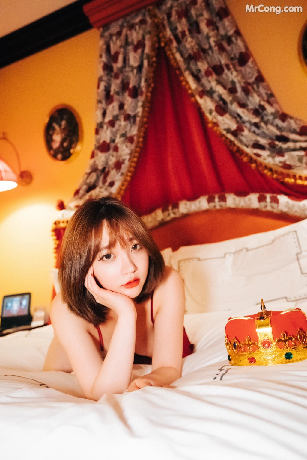 [Loozy] Son Ye-Eun (손예은): Halloqueen (S.Ver) (96 photos) – Page 5