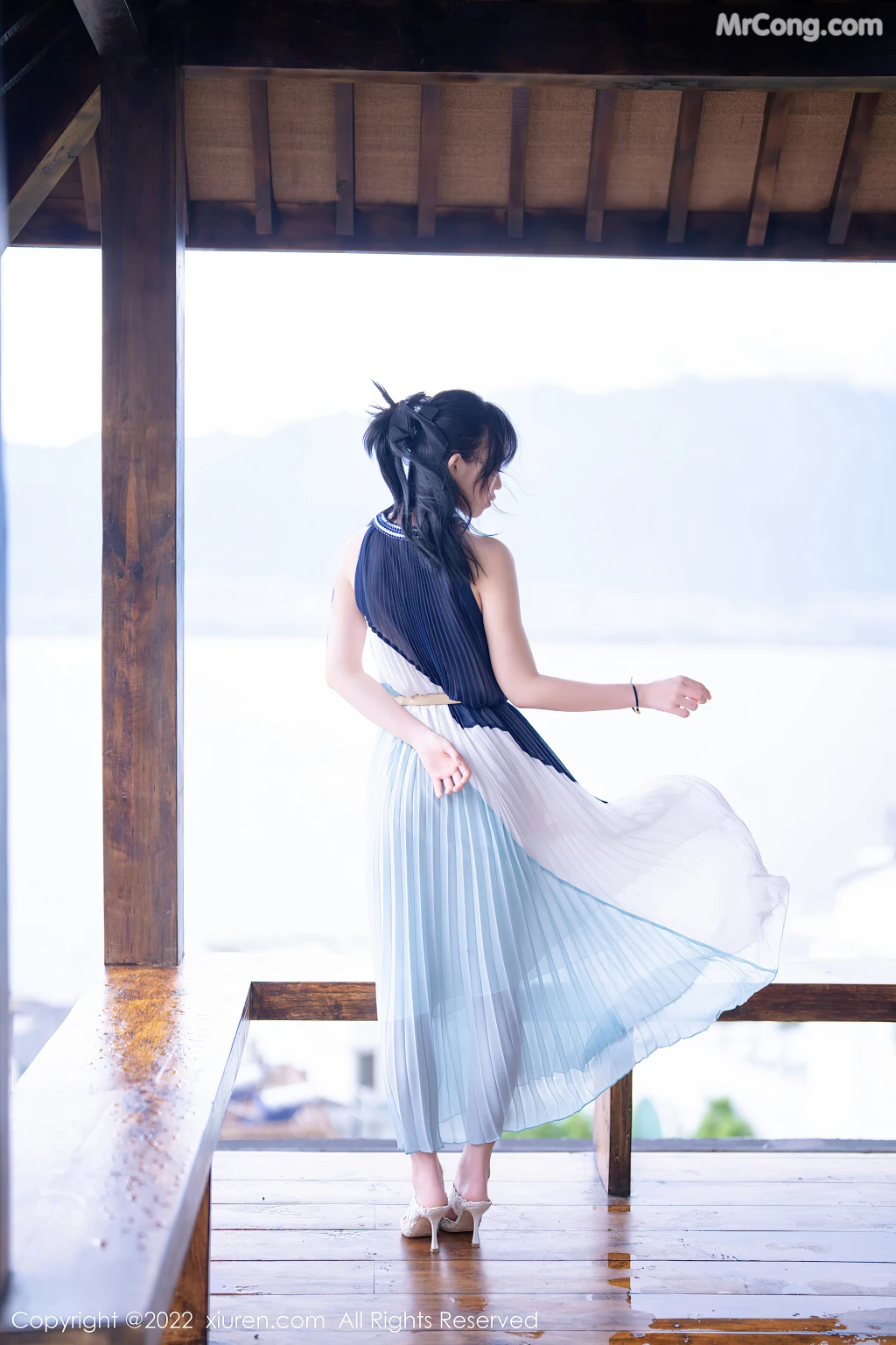 XIUREN No.5327: 奶瓶 (54 photos) – Page 2