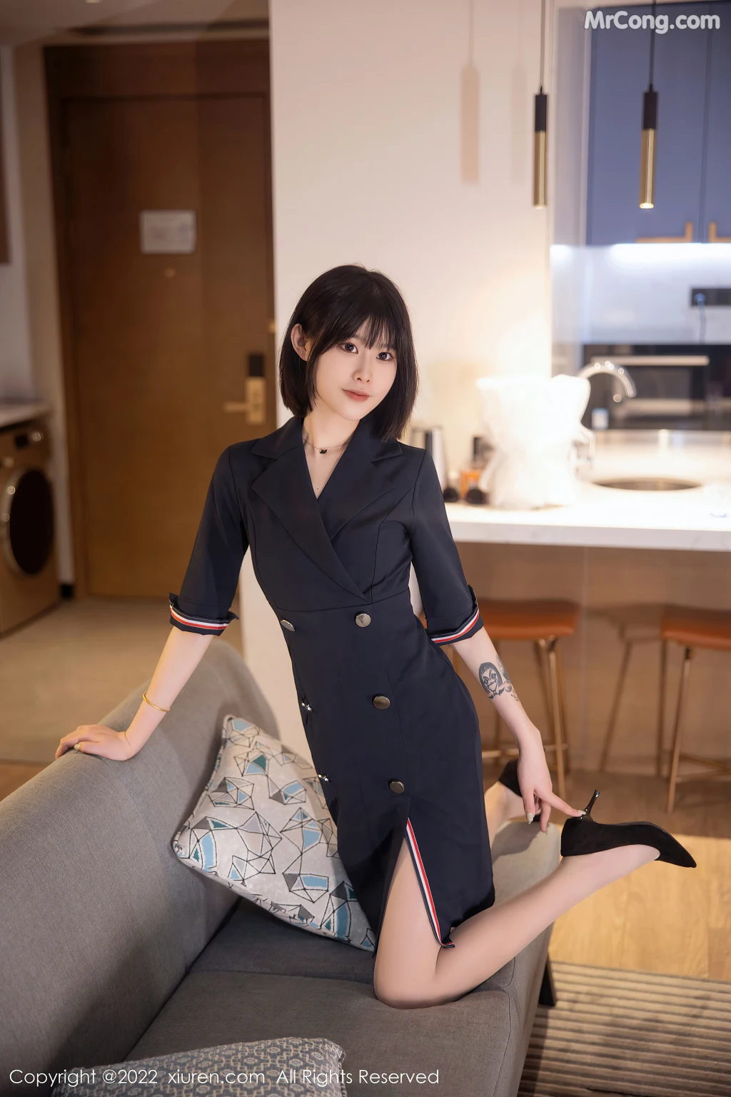 XIUREN No.5329: 77qiqi (99 photos)