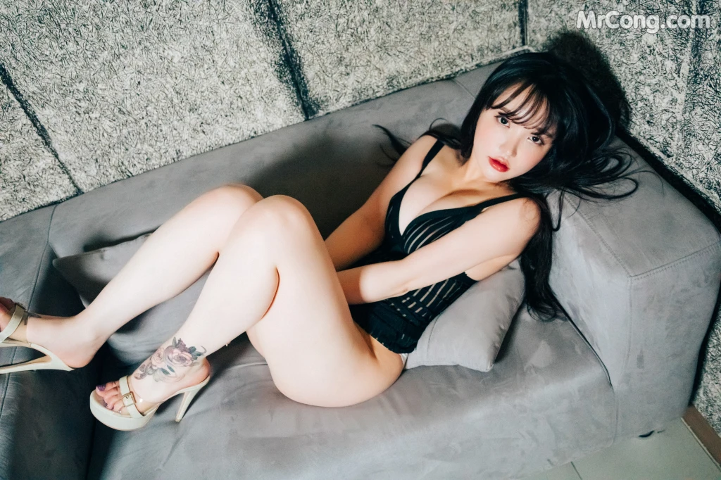 [Loozy] Son Ye-Eun (손예은): Player (S.ver) (154 photos) – Page 2