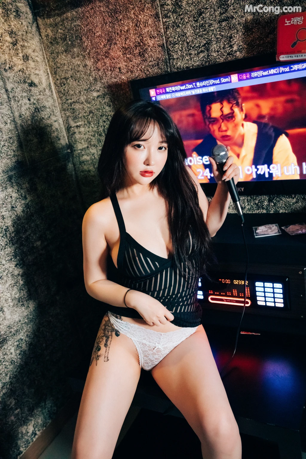 [Loozy] Son Ye-Eun (손예은): Player (S.ver) (154 photos) – Page 4
