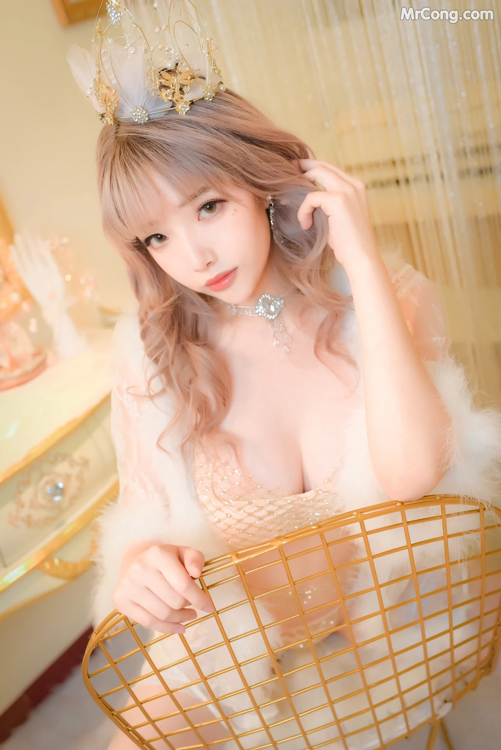 Coser@雯妹不讲道理 No.041: 金闪闪 (30 photos)
