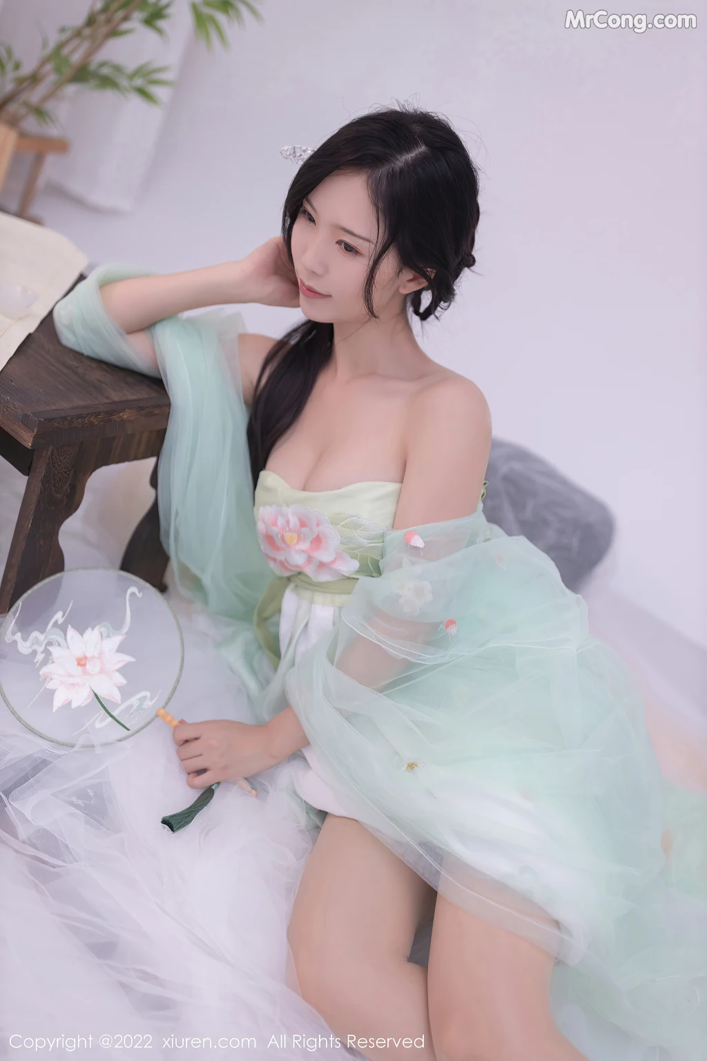 XIUREN No.5345: 利世 (73 photos)