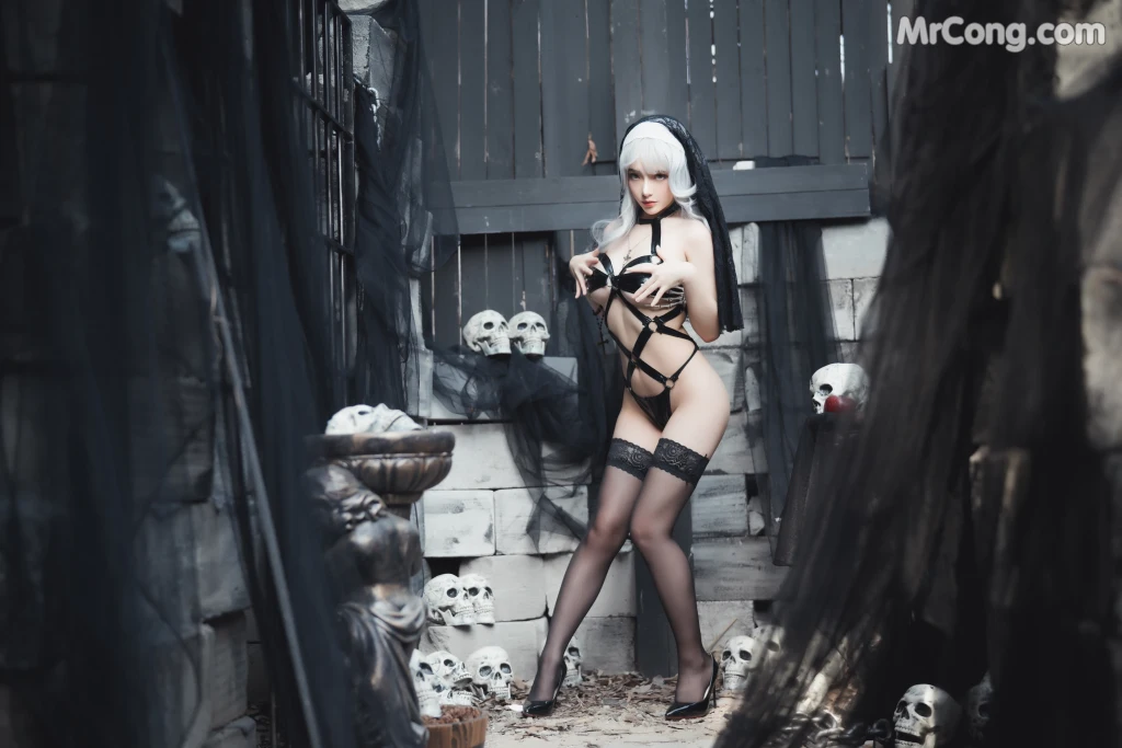 Coser@雯妹不讲道理 No.045: 暗黑修女 (28 photos) – Page 2
