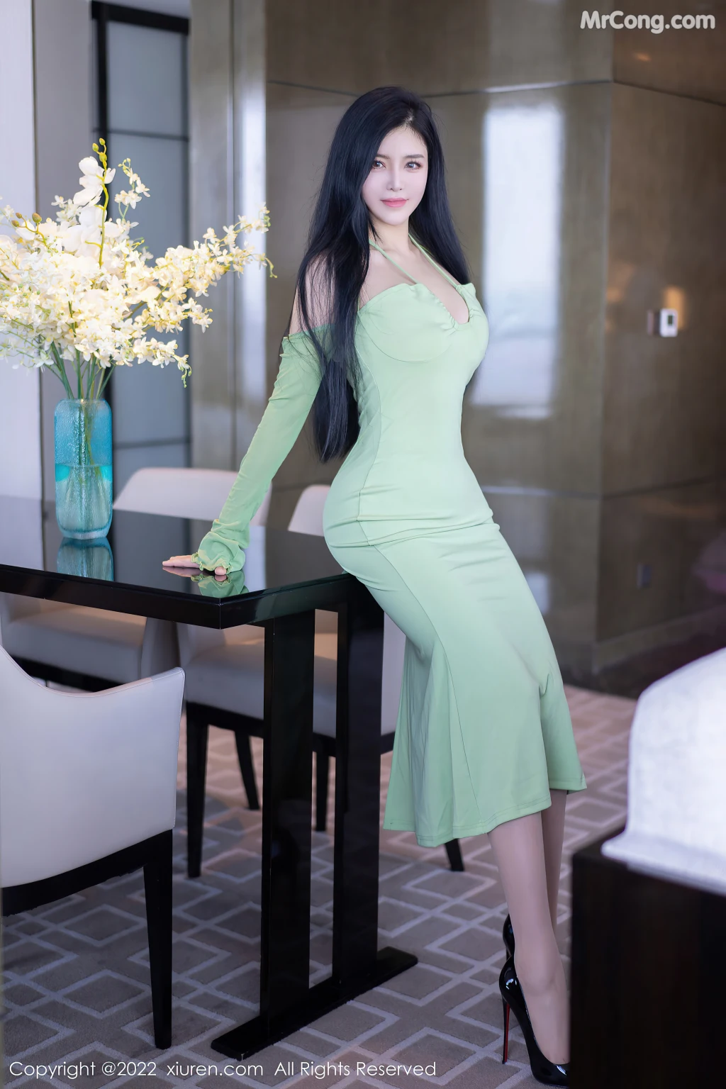XIUREN No.5357: Liu Yu Er (刘钰儿) (82 photos)