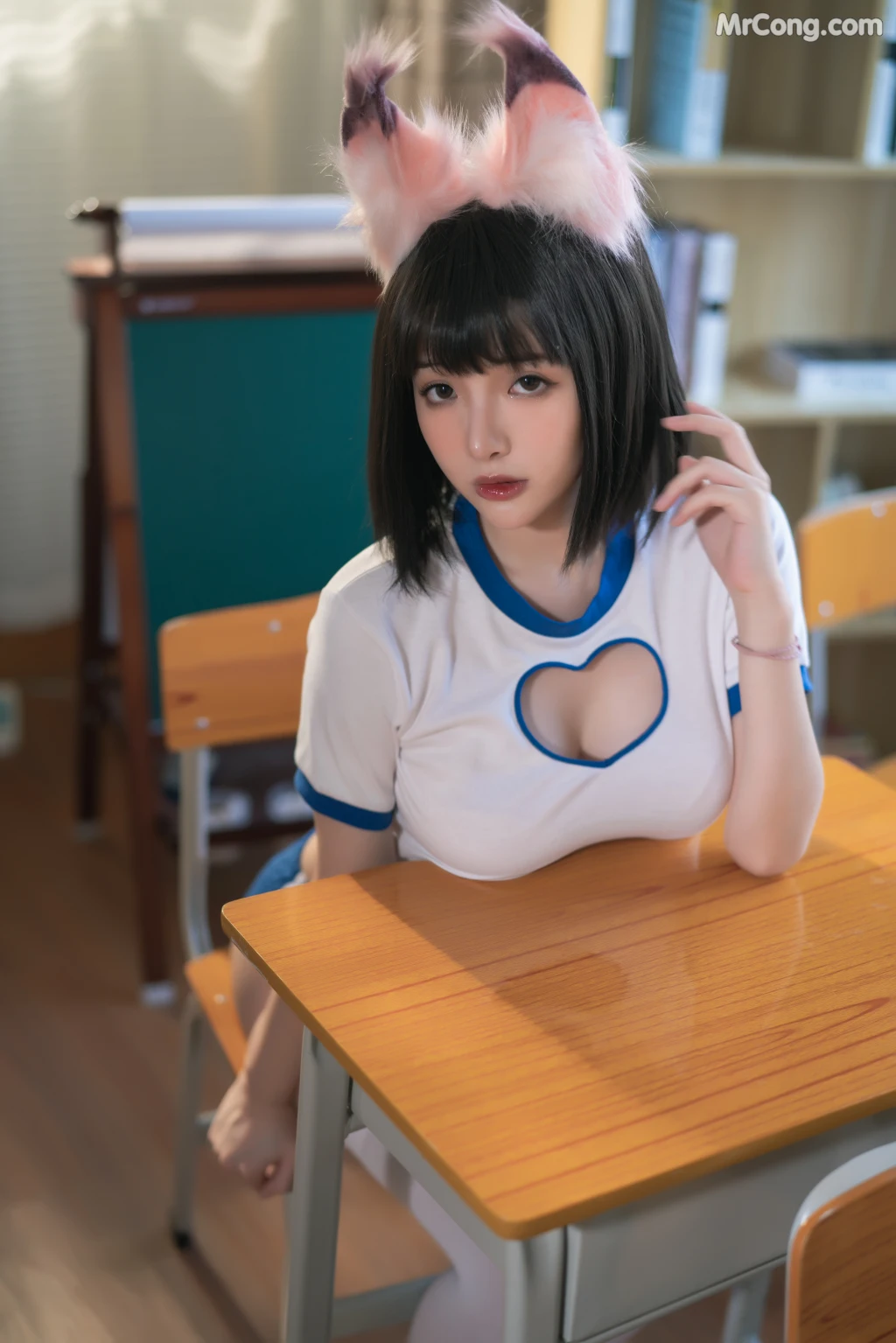 Coser@雯妹不讲道理 No.049: 运动服猫咪 (30 photos) – Page 2