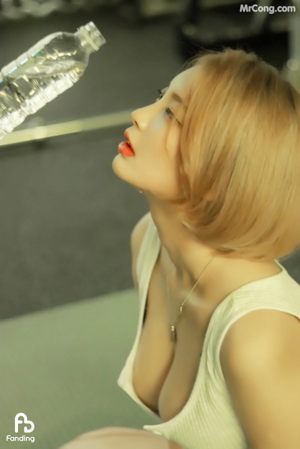 [FANDING] Yeon (효연): Gym Girl (56 photos) – Page 4