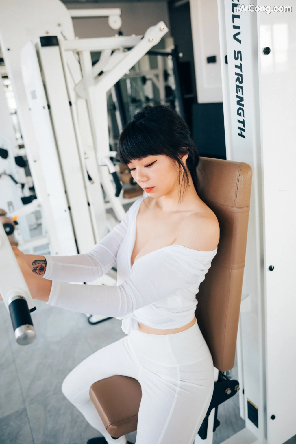 [Loozy] Kissme: Strip Fitness (85 photos + 7 videos) – Page 3