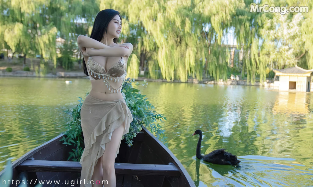 UGIRLS – Ai You Wu App No.2414: Selena (娜露) (35 photos) – Page 3