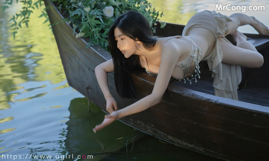 UGIRLS – Ai You Wu App No.2414: Selena (娜露) (35 photos) – Page 3