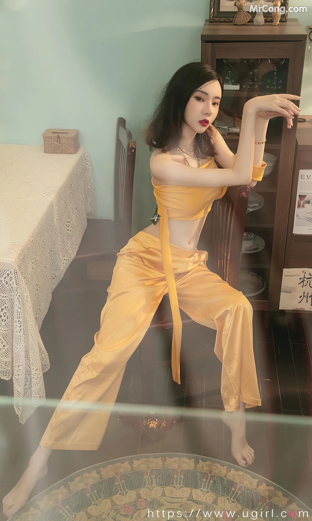 UGIRLS – Ai You Wu App No.2416: Irene (萌琪琪) (35 photos)