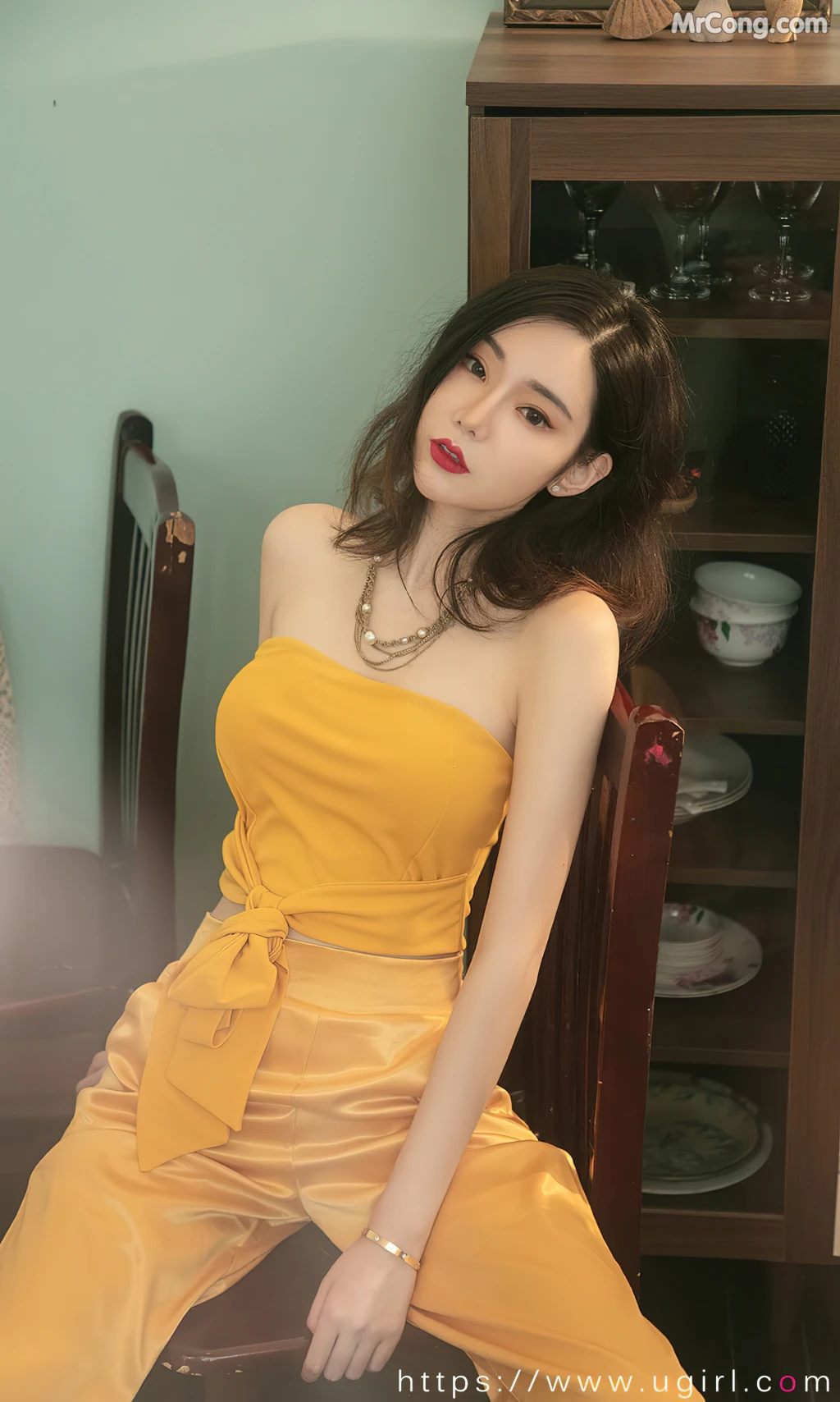 UGIRLS – Ai You Wu App No.2416: Irene (萌琪琪) (35 photos)