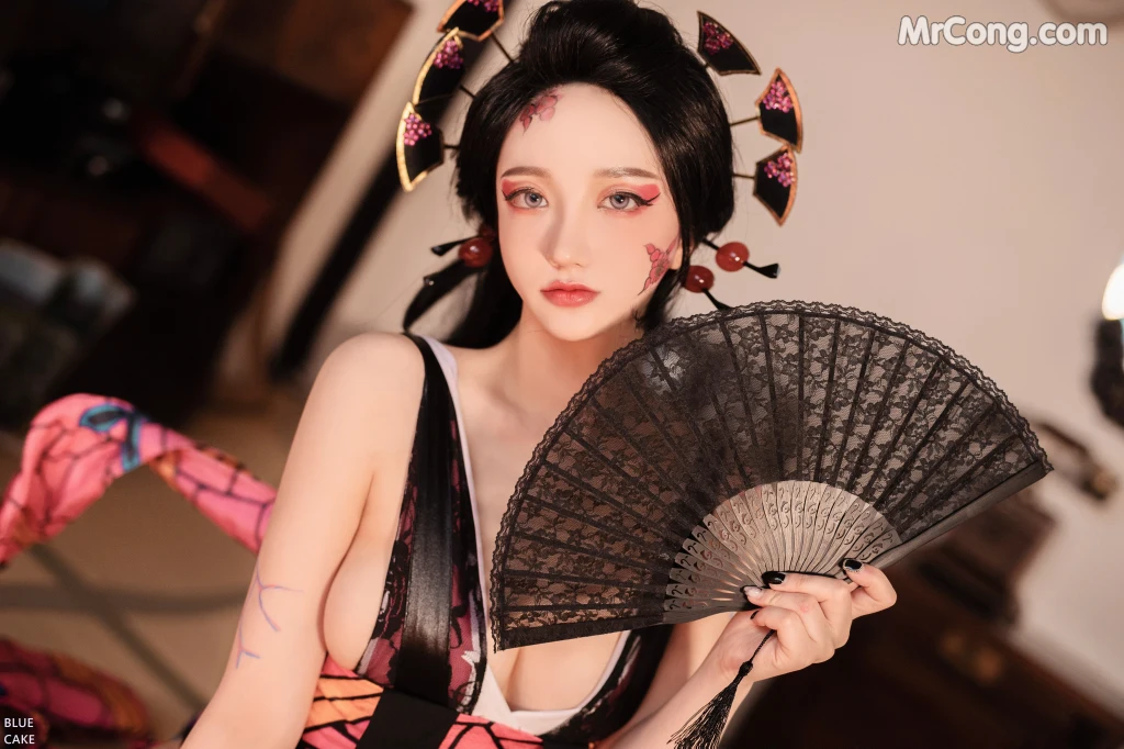 [BLUECAKE] Son Ye-Eun (손예은): RED ONI (105 photos) – Page 5