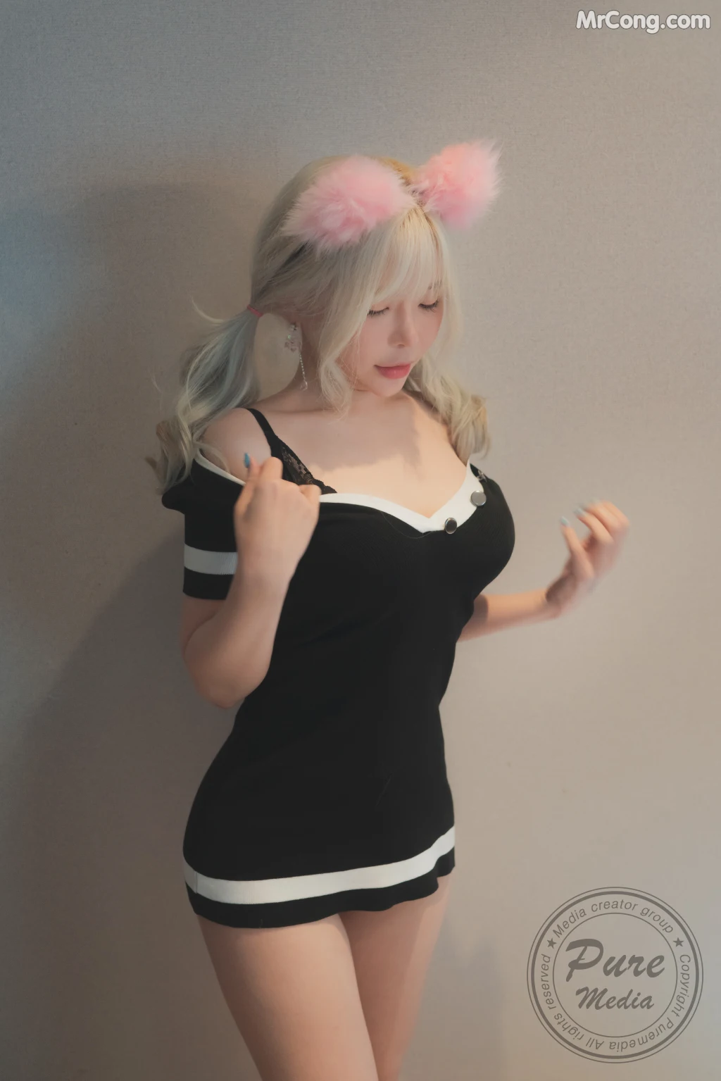Pure Media Vol.186: Lovey (러비) – My Pet Lovey (101 photos)