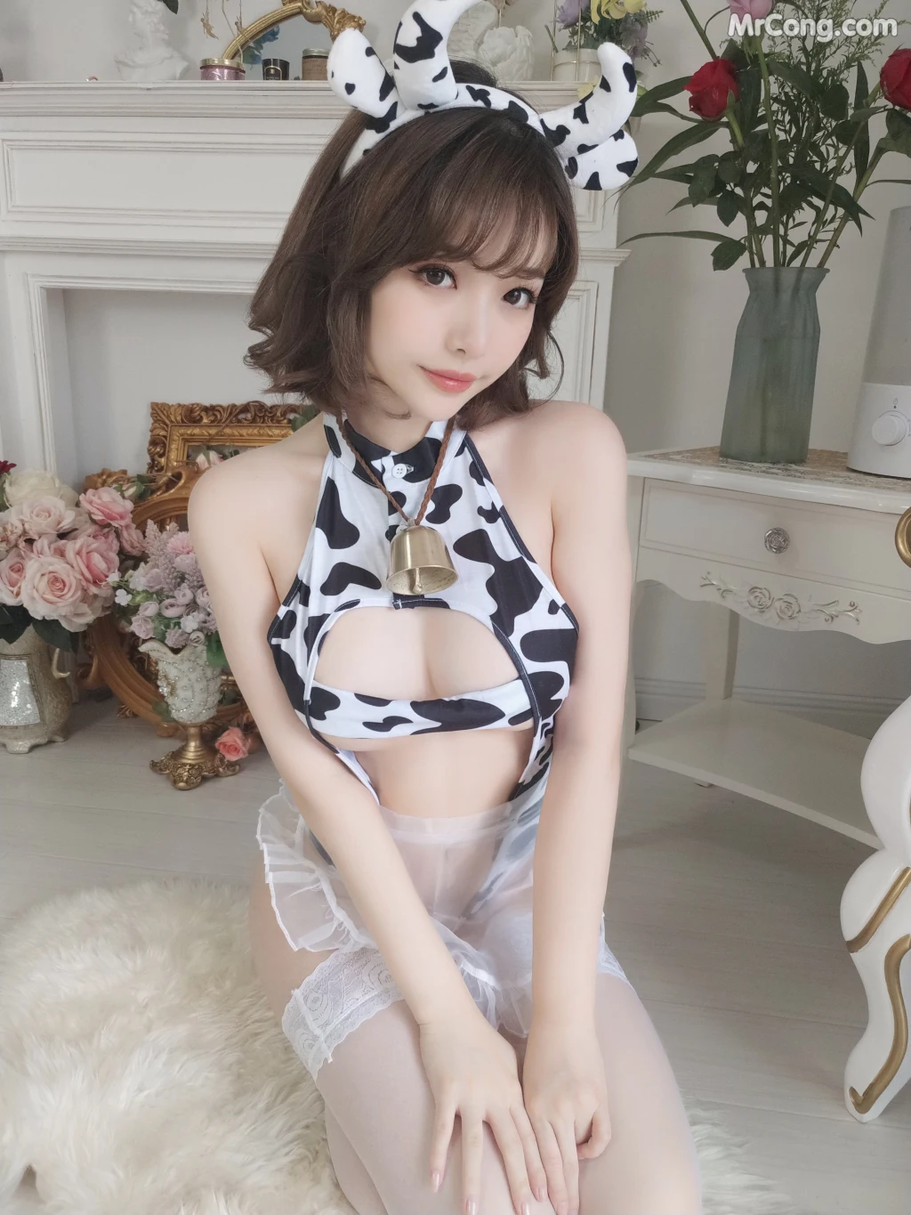 Coser@雯妹不讲道理 No.055: 自拍奶牛 (41 photos)
