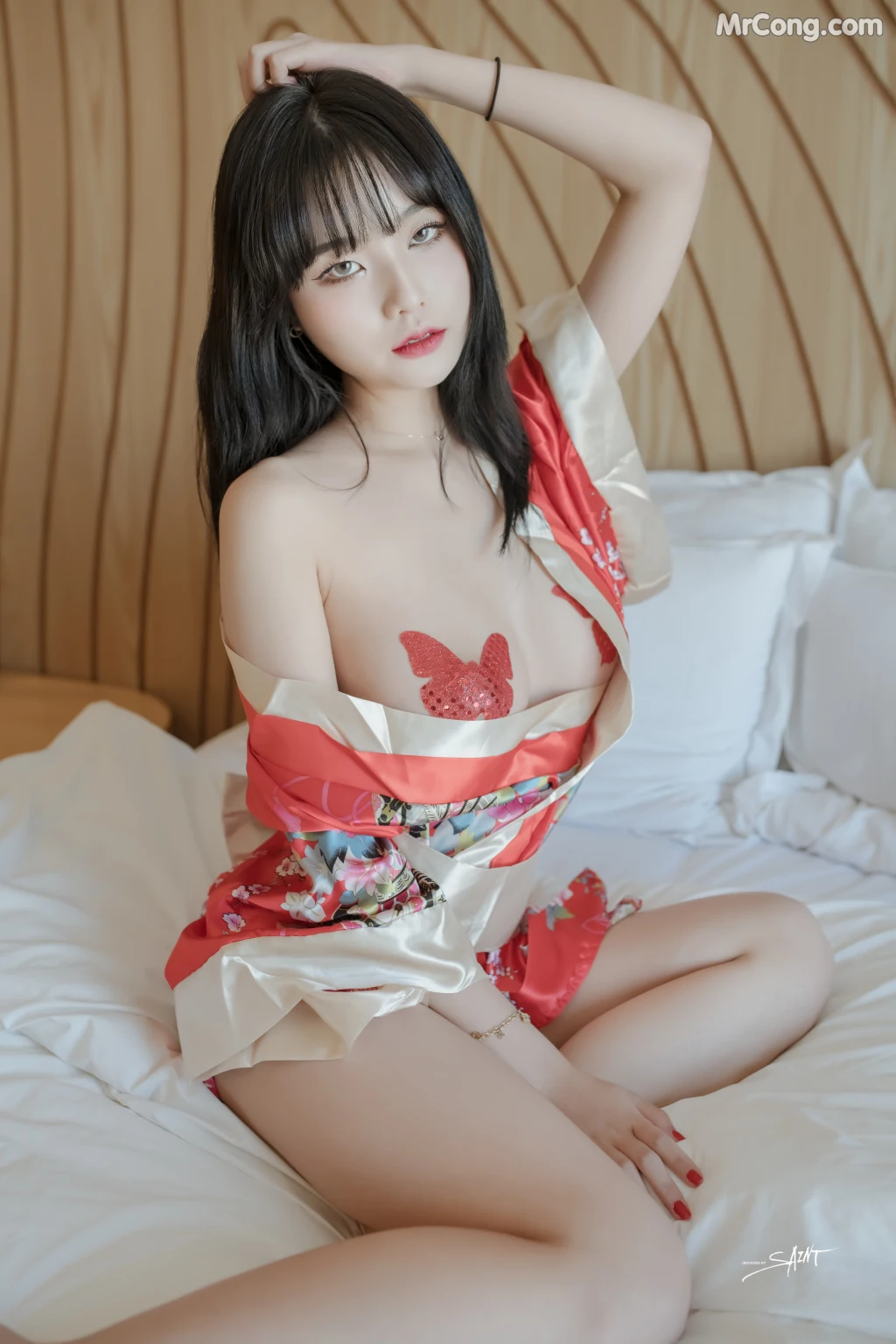 SAINT Photolife – Yuna (유나): No.8 – Come To Me (45 photos)