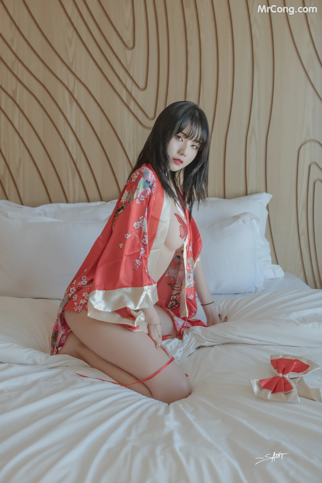 SAINT Photolife – Yuna (유나): No.8 – Come To Me (45 photos)