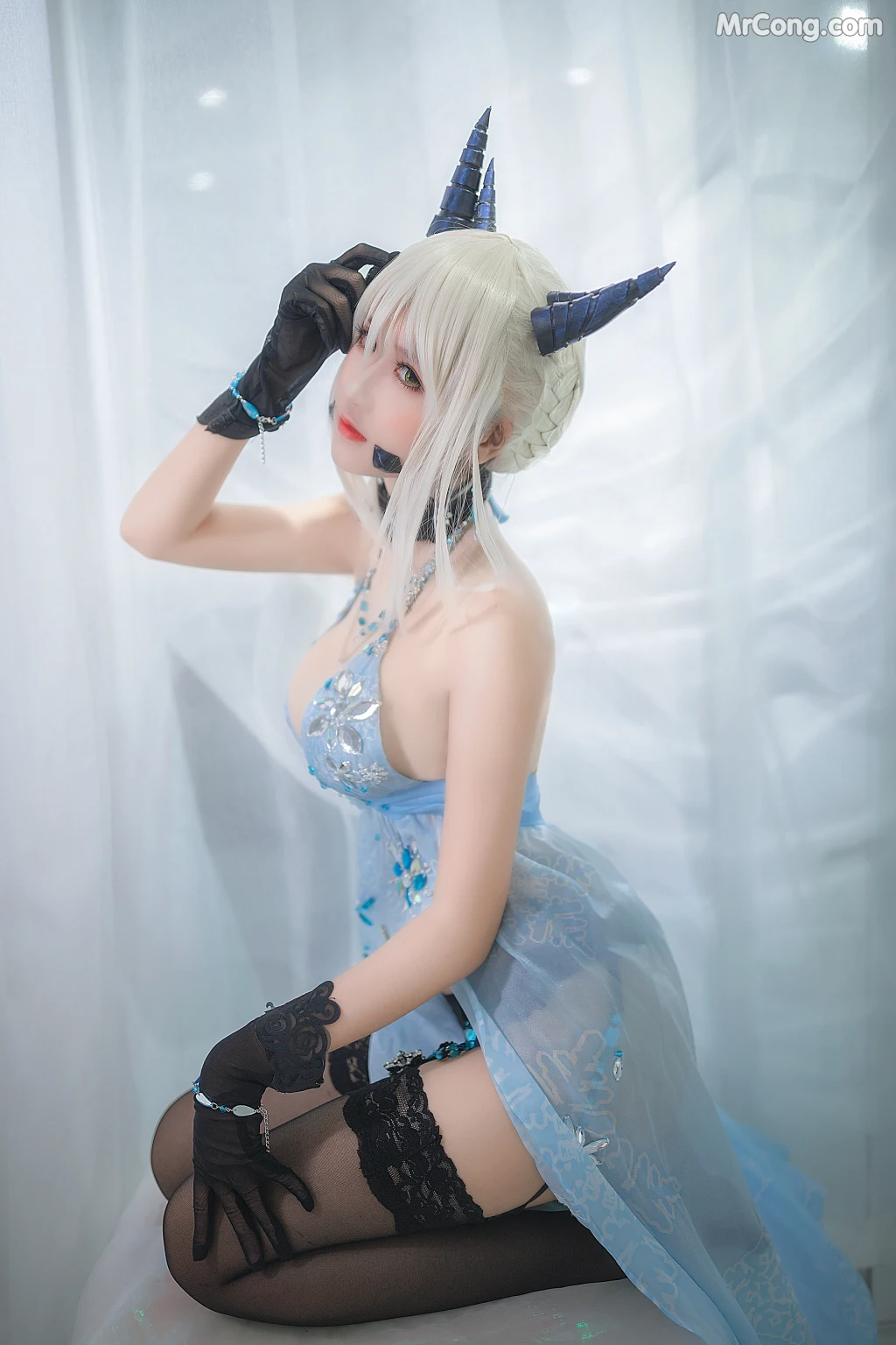 Coser@三度_69 Vol.077: 黑枪呆 (50 photos)
