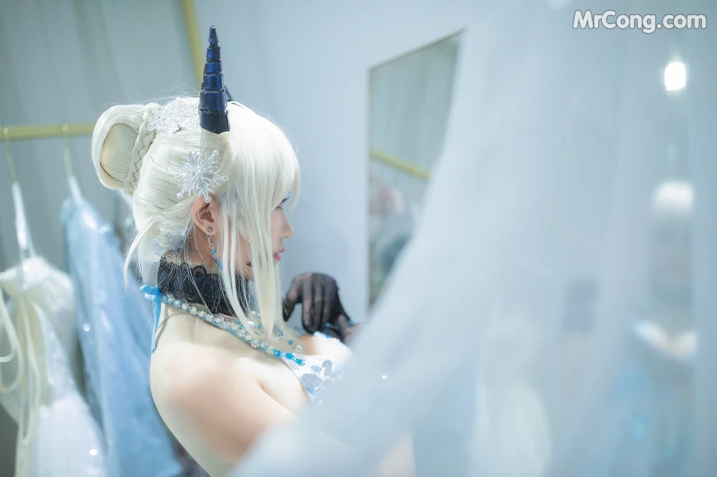 Coser@三度_69 Vol.077: 黑枪呆 (50 photos)