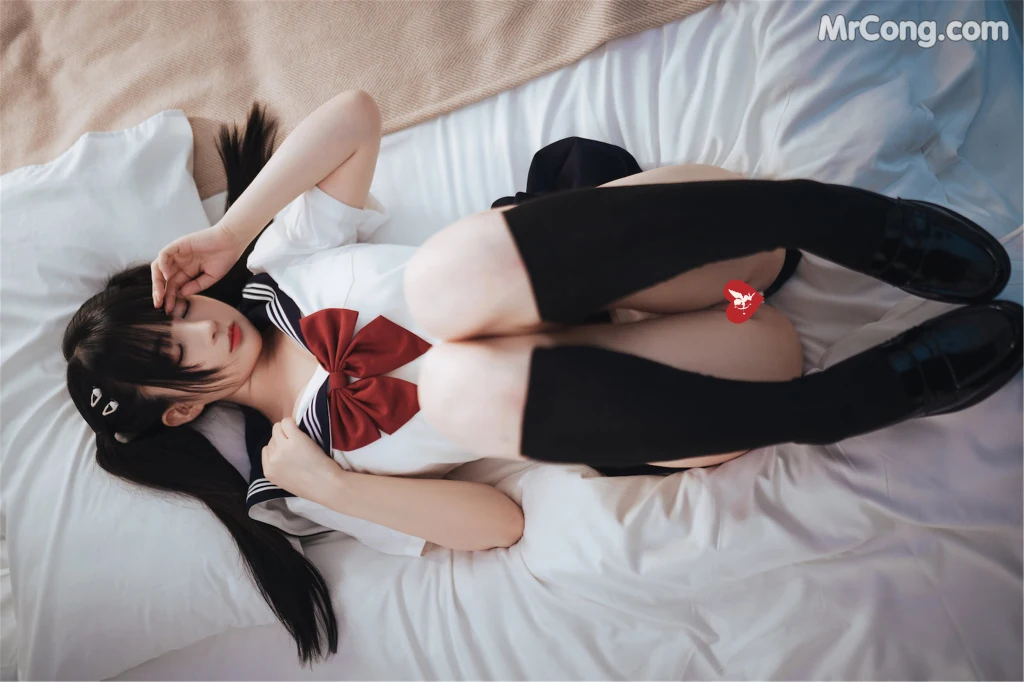 Coser@桜井宁宁 Vol.062: 双马尾JK (70 photos) – Page 2