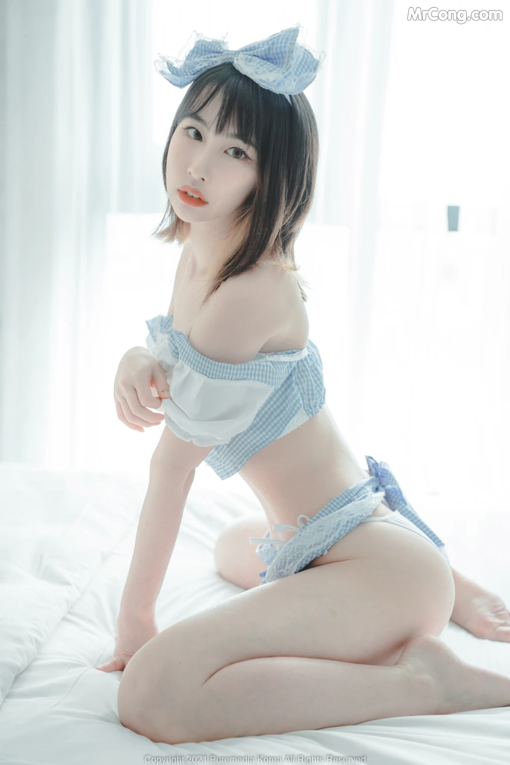 Pure Media Vol.90: Uhye (이유혜) (83 photos) – Page 5