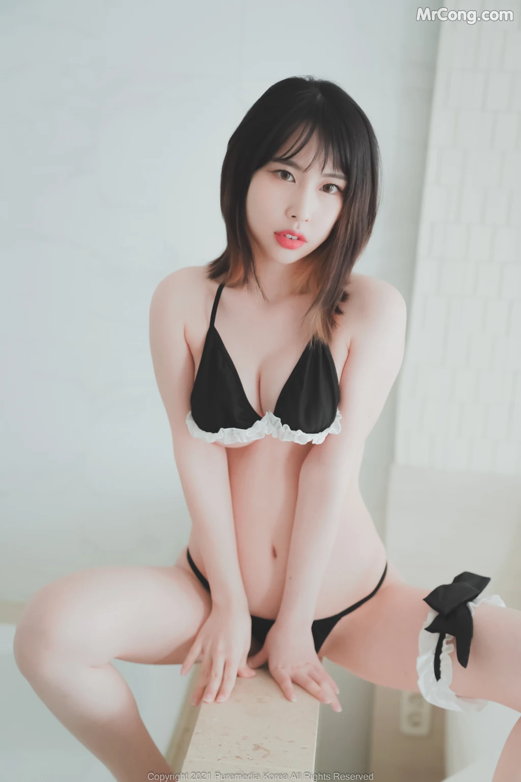 Pure Media Vol.90: Uhye (이유혜) (83 photos) – Page 8