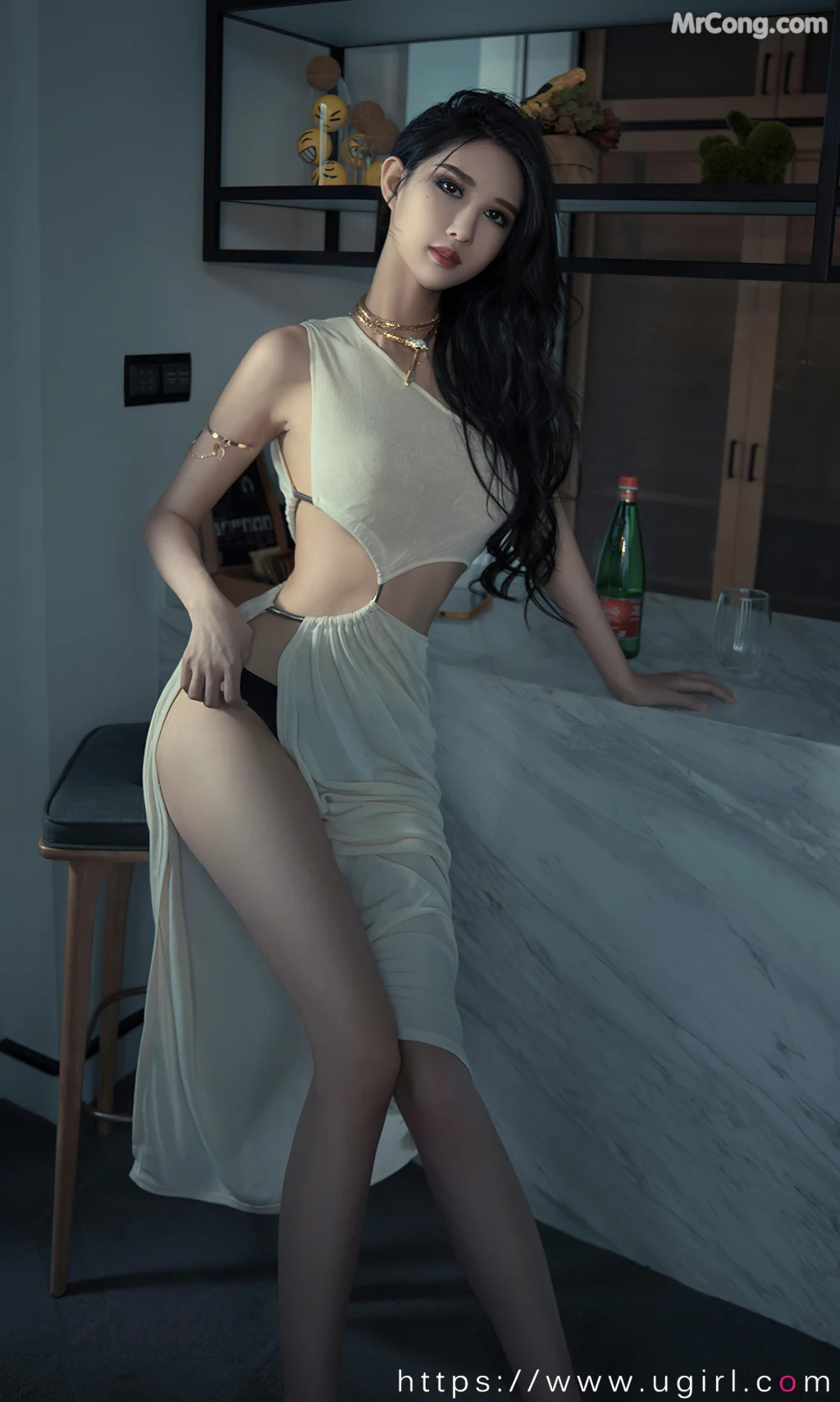 UGIRLS – Ai You Wu App No.2425: 葛征Model (35 photos)